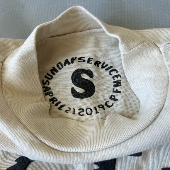 Kanye West Trust God T-Shirt - Picture 3 of 3